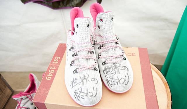 <b>オニツカタイガー×スペースシャワー TV｜SWEET LOVE SHOWER 2010</b>　特賞の「アーティストのサイン入りシューズ」などをプレゼント