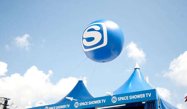 <b>オニツカタイガー×スペースシャワー TV｜SWEET LOVE SHOWER 2010</b>　SPACE SHOWER SWEET LOVE SHOWER 2010 −15th ANNIVERSARY−