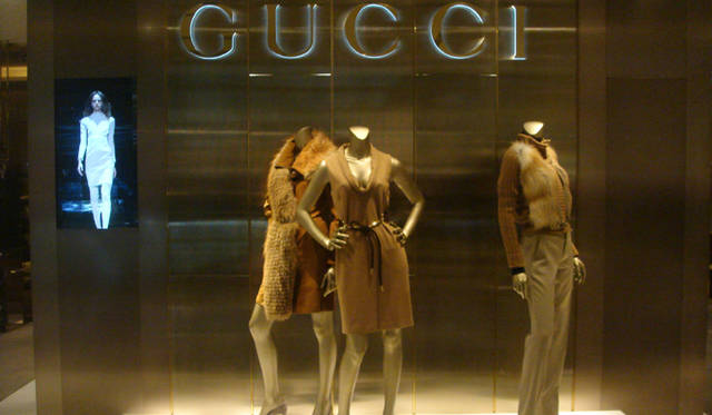 <strong>MITSUKOSHI｜銀座三越</strong>　4階　グッチ