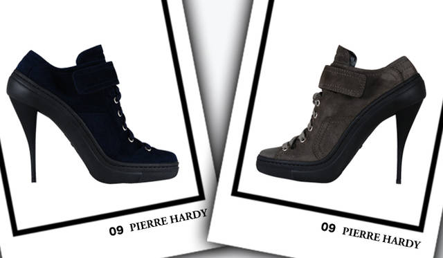 <strong>PIERRE HARDY｜ピエール アルディ</strong>　左／ブーティ[H11.5cm]　13万6500円、左／ブーティ[H11.5cm]　13万6500円（ともに参考価格）（ともにピエール アルディ／ステディ スタディ）