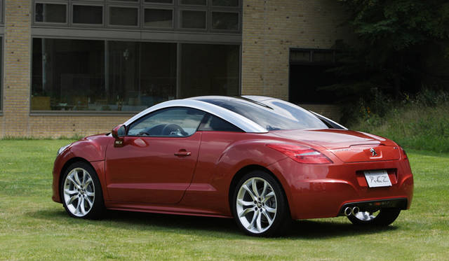 <b>Peugeot｜プジョー RCZ</b>