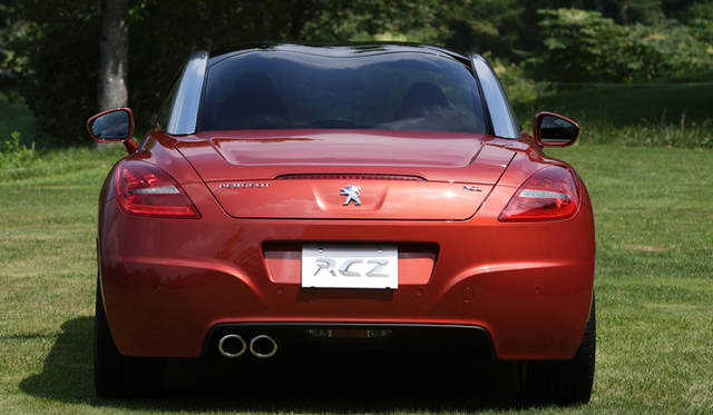 <b>Peugeot｜プジョー RCZ</b>
