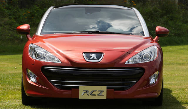 <b>Peugeot｜プジョー RCZ</b>