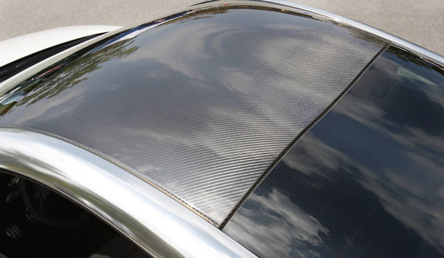 <b>Peugeot｜プジョー RCZ</b>