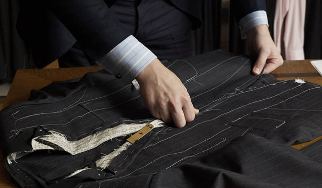 <strong>dunhill｜ダンヒル</strong> 　可能な限り自ら確認を行う責任感が信頼を生む