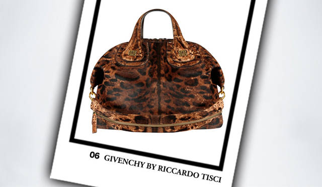 <strong>GIVENCHY BY RICCARDO TISCI｜ジバンシィ バイ リカルド ティッシ</strong>　「ナイチンゲール」バッグ（Mサイズ）　[W36×H32×D16.5cm]　39万600円（ジバンシィ バイ リカルド ティッシ／サードカルチャー）