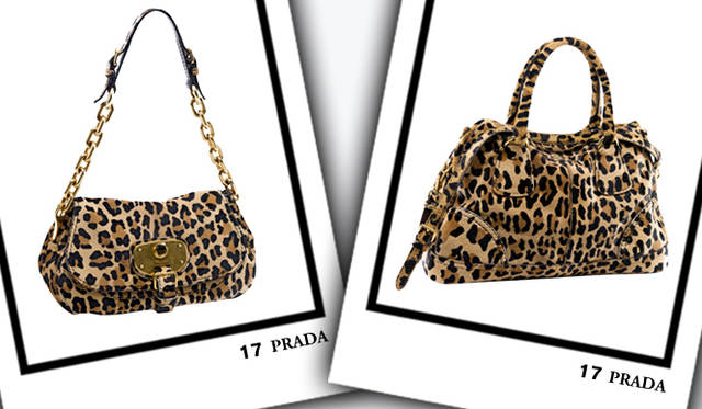 <strong>PRADA｜プラダ</strong>　左／バッグ[W30×H16.5×D13cm]　22万500円（予定価格）、右／バッグ[W46×H35.5×D18cm]　34万6500円（予定価格）（ともにプラダ／プラダ ジャパン）