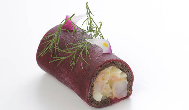 <strong>DENMARK・THE ROYAL CAFE｜銀座三越1階（東側）</strong>　SMUSHI（スムッシー）　ビーツと小エビのサラダのスムッシー