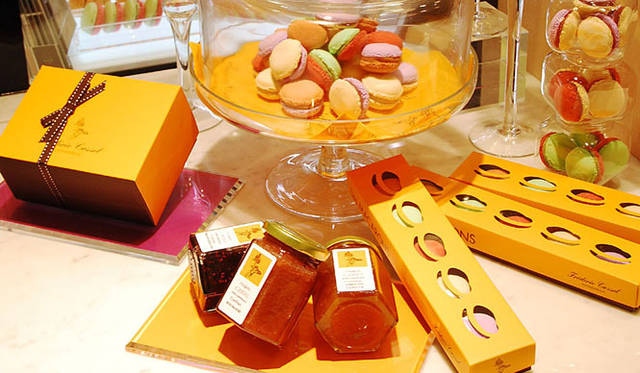 <strong> Frédéric Cassel｜フレデリック・カッセル</strong>　銀座三越地下2階 「デセール テ」＝フレデリック・カッセル銀座三越