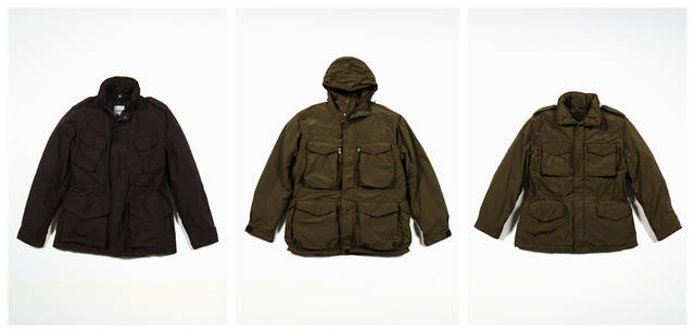 <strong>ASPESI｜アスペジ</strong>　シグネチャーアイテム「M-65」より3型。左／1960年のカナディアン フィールドジャケットをベースにして作られたブルゾン。細身かつ丈は長め。「DESAFINADO MAN」 11万3400円、中央／英国特殊部隊の戦闘アノラックのスタイルがベース。6個の大きなカーゴポケットとフードが特徴的。「LEADER 3」 9万1350円、右／合成断熱材の「サーモア」が中にほどこされ、保温性と放湿性も抜群。「NEW CAMP MED」 8万4000円（すべてアスペジ／アスペジ・ジャパン）