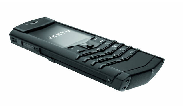 <strong>VERTU｜ヴァーチュ</strong>　「Signature Collection」 “Pure Black（ピュアブラック）”（既発売）