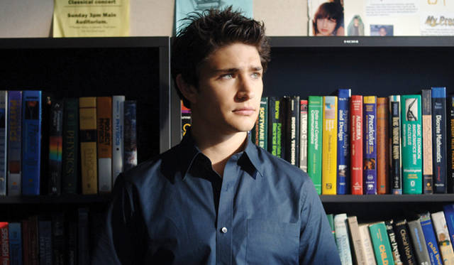 MOVIE｜人気ドラマシリーズ『カイルXY』シーズン1COMPLETE BOXをプレゼント！　©DEI