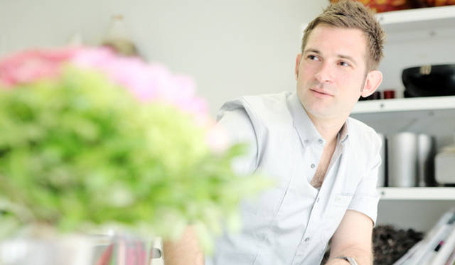 連載・伊藤嶺花｜ゲスト ニコライ・バーグマンさん（フラワーアーティスト）