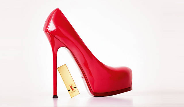 <strong>YVES SAINT LAURENT｜イヴ・サンローラン</strong>　「ルージュ ピュールクチュール」