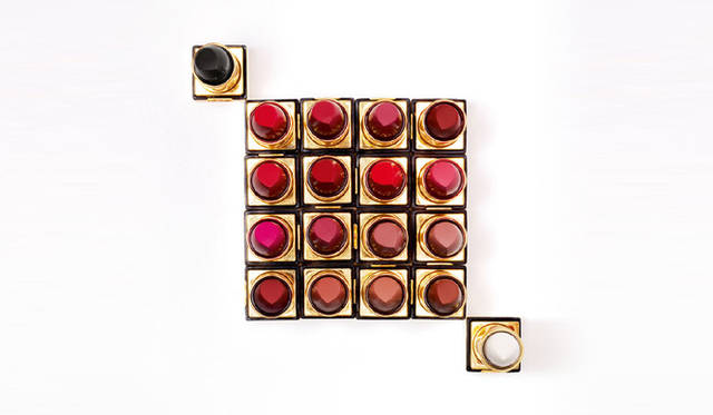 <strong>YVES SAINT LAURENT｜イヴ・サンローラン</strong>　「ルージュ ピュールクチュール」