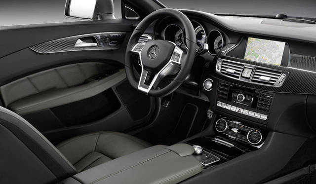 <b>Mercedes-Benz｜メルセデス・ベンツ CLS</b>