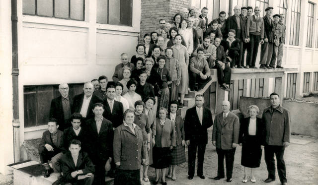 <strong>J.M. Weston│ジェイエムウエストン</strong>　創立者エドゥアール･ブランシャールの息子ユージェーヌは、渡米してグッドイヤー製法とさまざまなウィズ(横幅)展開の靴製作を学び帰国。父の工場を継いで、職人の手作業による高品質な靴造りにこだわりつづけた。