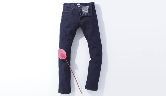 <strong>Paul Smith｜ポール・スミス</strong>　ジーンズ2万5200円（RED EAR / 丸の内ショップ限定商品）