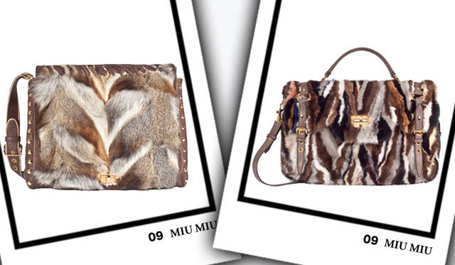 <strong>MIU MIU｜ミュウミュウ</strong>　左／バッグ [W36×H27×D13.5cm]　23万1000円、右／バッグ [W40×H27×D14cm]　33万6000円（ミュウミュウ／プラダ ジャパン）