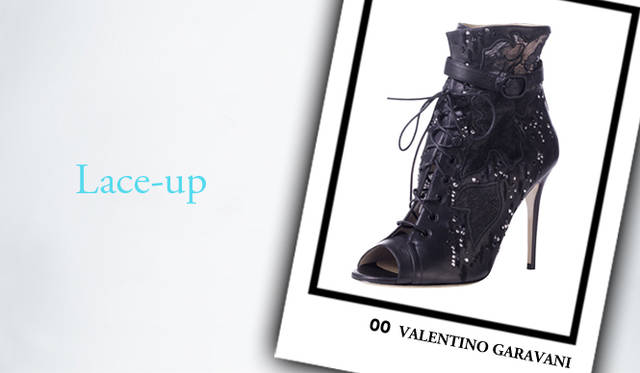 <strong>LACE-UP</strong>　今季、トレンドの筆頭に挙げたいレースアップシューズ。トレッキングシューズのよういスポーティなものから、どこかクラシカルな雰囲気のあるものまで幅広く揃った。</br><strong>VALENTINO GARAVANI｜ヴァレンティノ ガラヴァーニ</strong>　ブーツ [H10cm]　15万7500円（ヴァレンティノ ガラヴァーニ／ヴァレンティノ インフォメーションデスク）