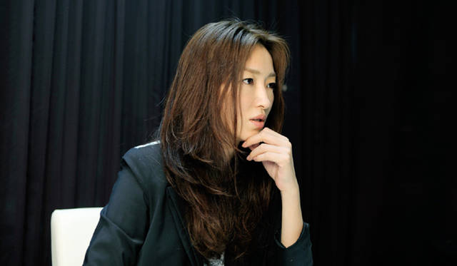 永富千晴インタビュー｜この秋のフレグランストレンド　美容家の永富千晴さん