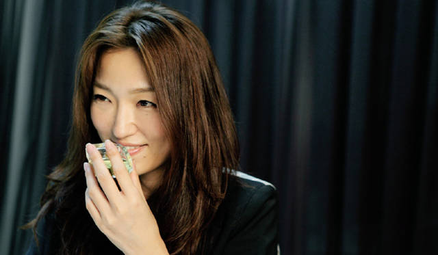 永富千晴インタビュー｜この秋のフレグランストレンド　美容家の永富千晴さん