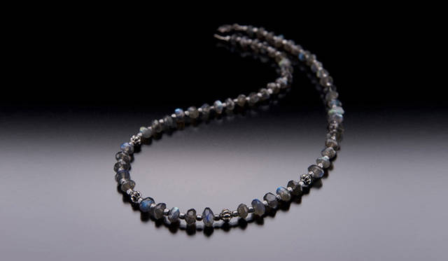 <strong>espressivo｜エスプレッシーヴォ</strong> ラブラドライト 3万5800円