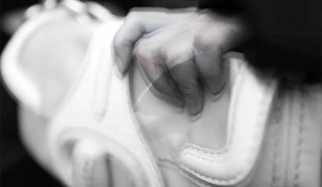 <strong>PRADA｜プラダ</strong>　『Morning Light』　パーセル・スティーブン 作｜早稲田大学大学院国際情報通信研究科・安藤研究室