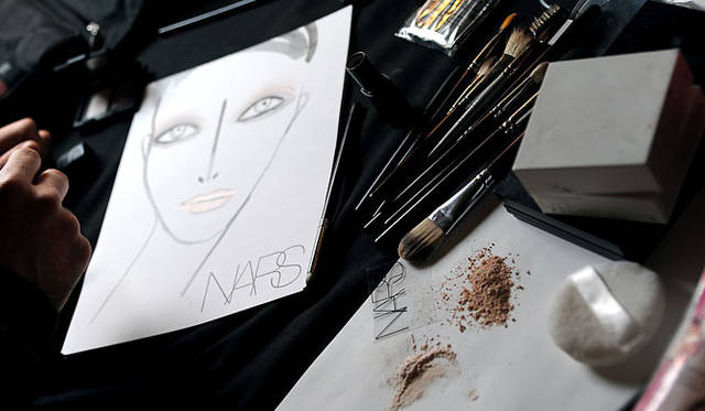 <strong>NARS｜ナーズ</strong>　「MARC JACOBS」 2010秋冬コレクション
