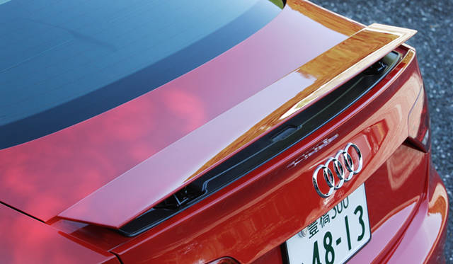 <b>Audi｜アウディ RS5</b>