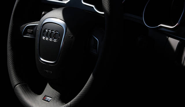 <b>Audi｜アウディ RS5</b>