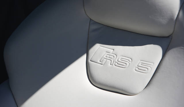 <b>Audi｜アウディ RS5</b>