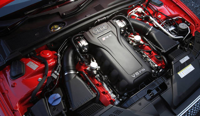 <b>Audi｜アウディ RS5</b>