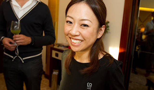 <strong>渡邉季穂｜uka</strong>　今回唯一の助っ人スタッフ、青山店マニキュアリストの佐藤陽子