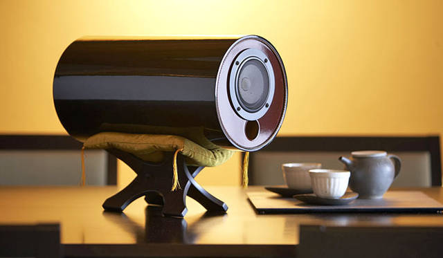 <strong>Aria エムズシステム 波動スピーカー</strong>　ザ・リッツカールトン・東京でのジャパンモデル　MS-1001J 25万2000円<br>http://aria-music.shop-pro.jp/?pid=7669134