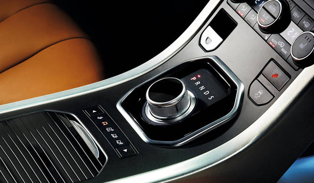 <b>RANGE ROVER EVOQUE｜レンジローバー イヴォーク</b>