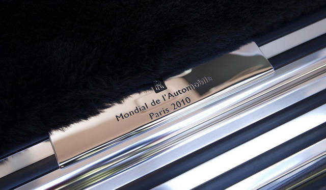 <b>ROLLS-ROYCE｜ロールス・ロイス</b>