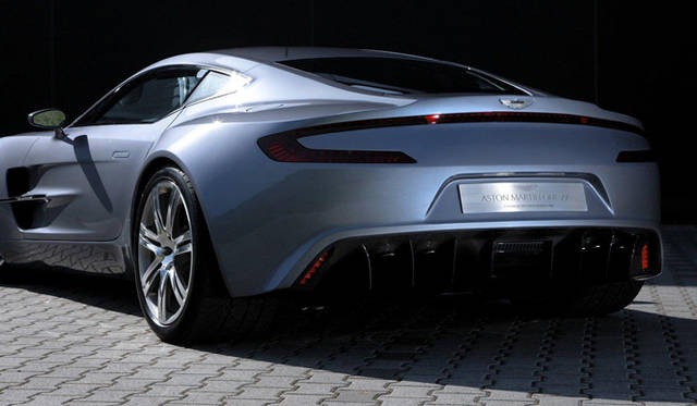 <b>ASTON MARTIN｜アストン マーティン ONE-77</b>