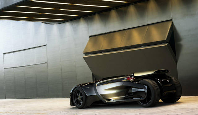 <b>Peugeot｜プジョー EX1</b>