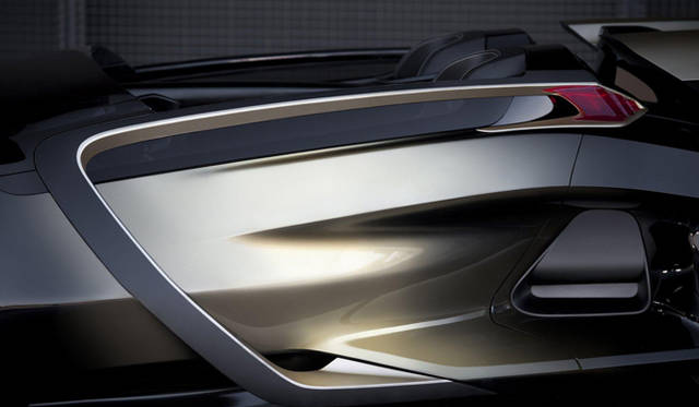 <b>Peugeot｜プジョー EX1</b>