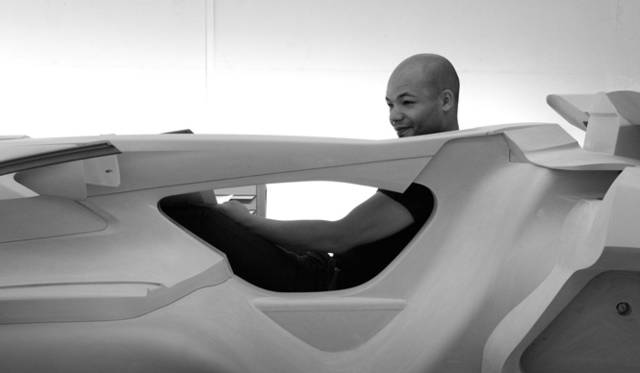 <b>Peugeot｜プジョー EX1</b>