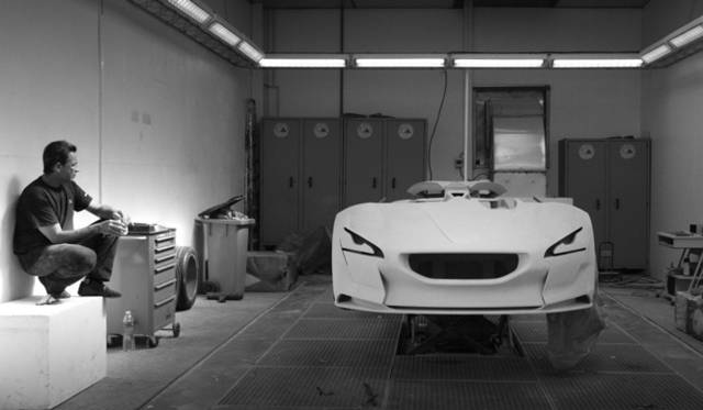 <b>Peugeot｜プジョー EX1</b>