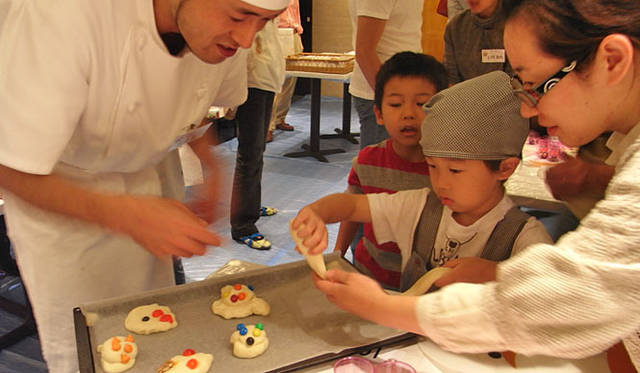 <strong>HILLSIDE TERRACE｜ヒルサイドテラス</strong>　「代官山フェスティバル 猿楽祭」 昨年のようす