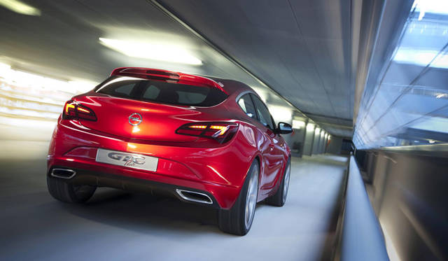 <strong>OPEL GTC Paris｜オペル GTC パリ</strong>