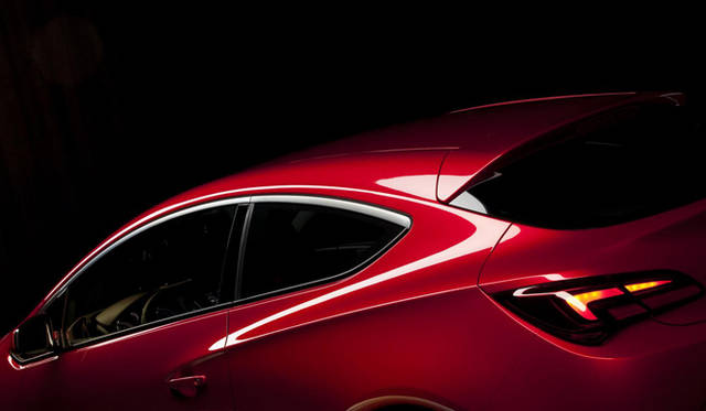 <strong>OPEL GTC Paris｜オペル GTC パリ</strong>