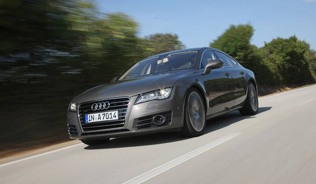 <strong>AUDI｜アウディ A7 </strong>