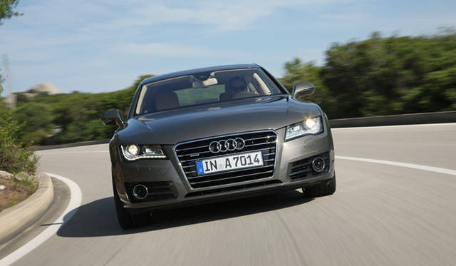 <strong>AUDI｜アウディ A7 </strong>