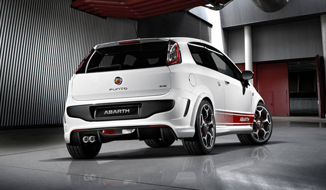 <strong>FIAT ABARTH PUNTO EVO｜アバルト プント エヴォ</strong>