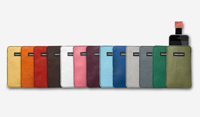 <strong>FREITAG｜フライターグ</strong>　iPhoneケース 「F22 iPHONE SLEEVE」