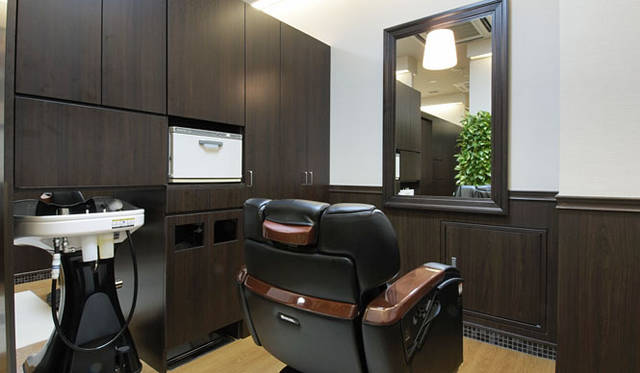 <strong>ヘアサロン大野グループ</strong>　『iki（イキ）日本橋本店』